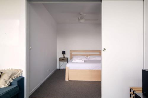 Modern 2 Bedroom Apartment With Rooftop