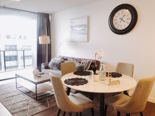 Brisbane One 3 Beds Apartments