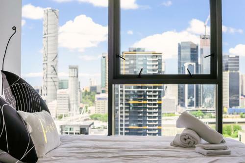Brisbane One 3 Beds Apartments
