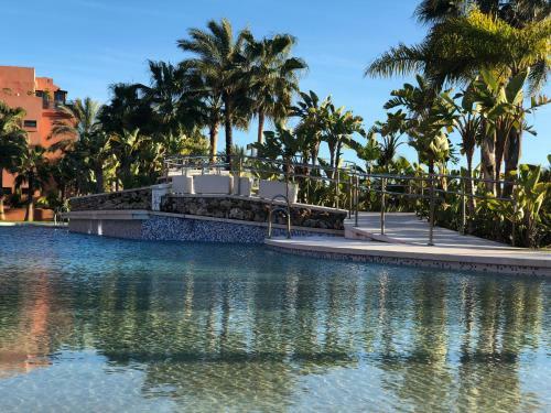 Apartamento �tico Playa Granada Golf + Piscina Con Jacuzzi