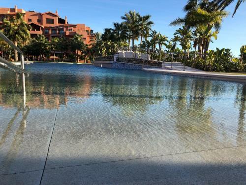 Apartamento �tico Playa Granada Golf + Piscina Con Jacuzzi