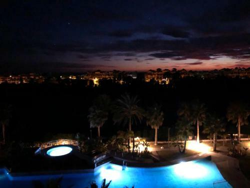 Apartamento �tico Playa Granada Golf + Piscina Con Jacuzzi
