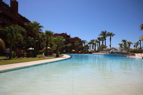 Apartamento �tico Playa Granada Golf + Piscina Con Jacuzzi