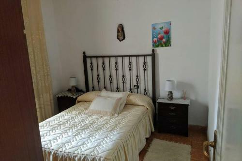 Casa Antigua En Navahermosa