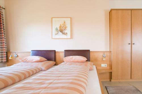 Hostal Bauernhofpension Herzog Zu Laah