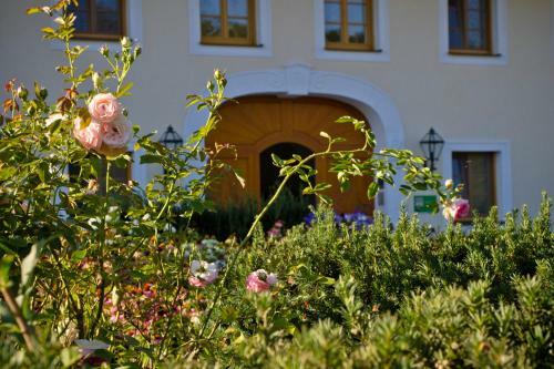 Hostal Bauernhofpension Herzog Zu Laah