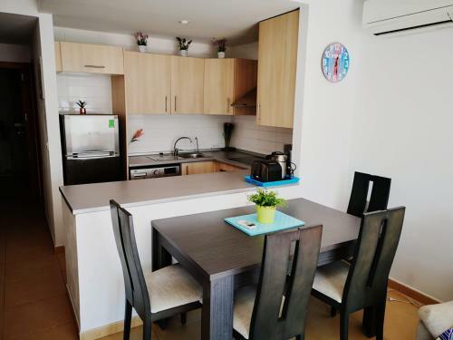 Holiday Apartment A Few Minutes Walk From Golf Course