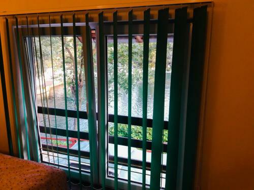 Apartamento Holiday Home Waterfall View