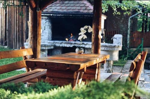 Home Eden Dobrenica