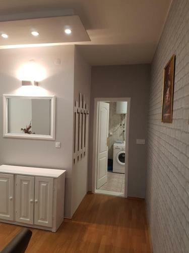 Apartman Karmela, Bn Centar