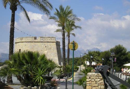 2 Bed Apartment In Central Moraira