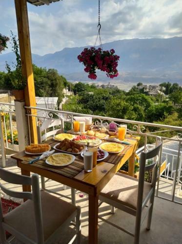 Hostal Tearra Guesthouse