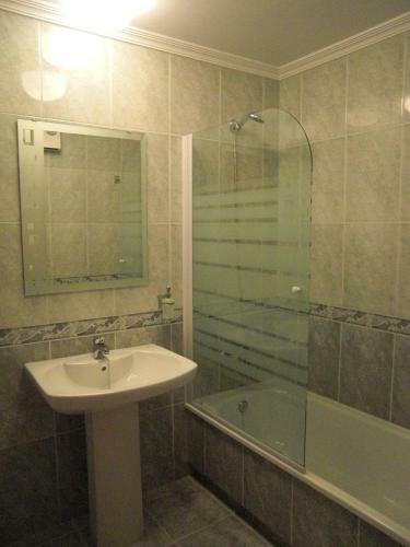 Apartamento Piso de 3 Dormitorios En Noalla (Sanxenxo)