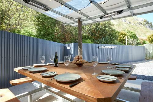 Nan's Bach - Kaikoura Holiday Home