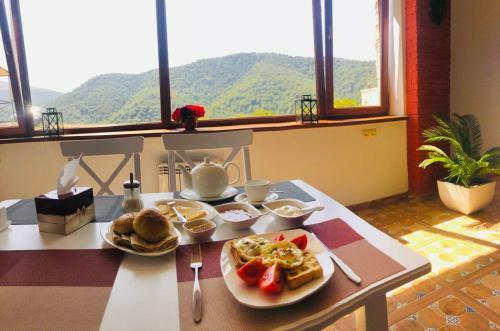 Hotel Cottage Chalet And Tours