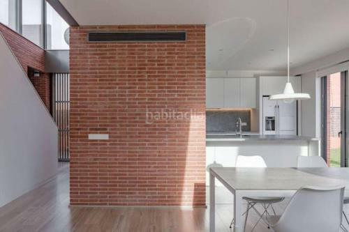 Extraordin�ria Villa de Disseny de Nova Construcci� Amb Piscina