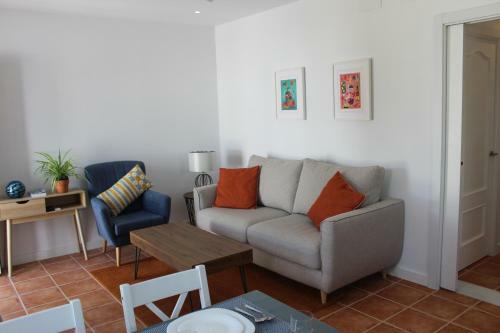 Immaculate 2-bed 2-bathroom Casa In Oria Almeria
