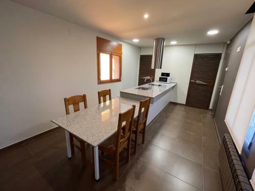 Apartaments Parapent Fly Escales