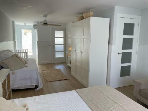 Chalet A Estrenar - Playa Oliva Nova. Piscina & Padel