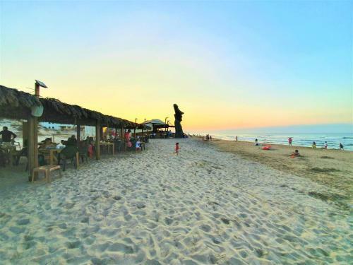 Apartamento Con Piscina Frente Al Mar. Oliva Nova