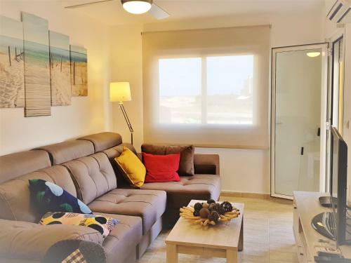 Apartamento Con Piscina Frente Al Mar. Oliva Nova
