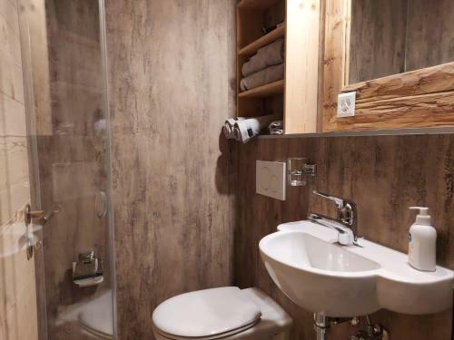 Apartment L�rchehuus