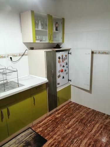 Apartamento Sch�ne Wohnung Mit Wifi Und Parkplatz Auf Der Stra�e