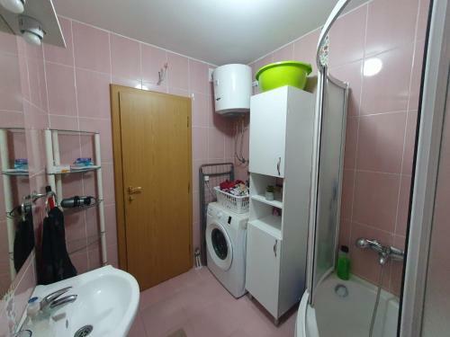 Apartamento Stan Na Dan Brcko Mbradic Zgrada
