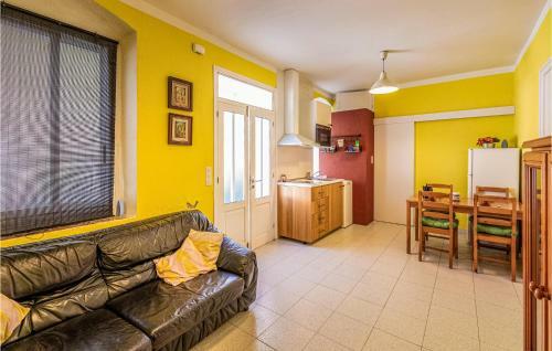 Two-bedroom Apartment In Osor