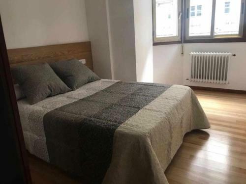 Apartamento Rys Ourense Centro Amplia Vivienda Con Parking