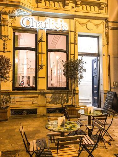 Apartamento Charlie's Bed & Breakfast