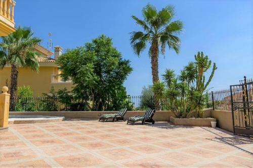 Villa Rose