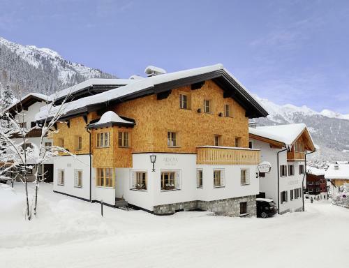 Bed & Breakfast Hotel Garni Albona