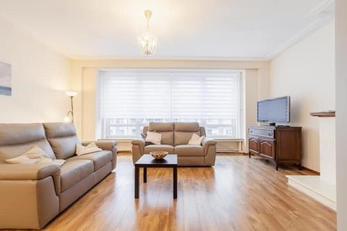 Tomorrowland Antwerp Apartment Incl Daily Transport