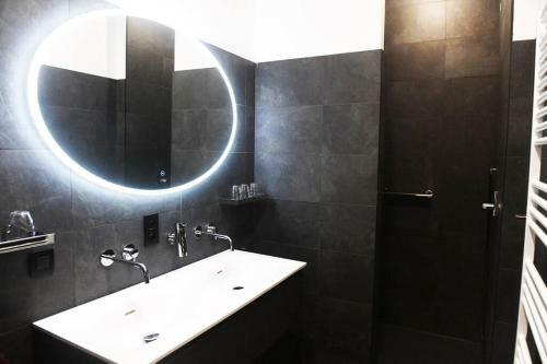 Apartamento La Cour D'honneur - Antwerp Meir