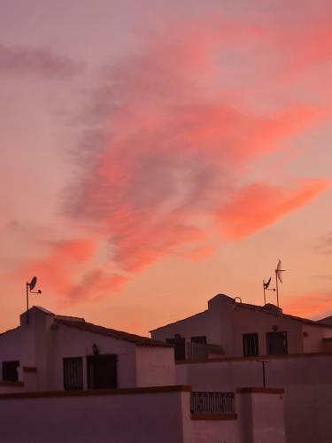 Villa With Private Pool And Rooftop Bar With Bbq