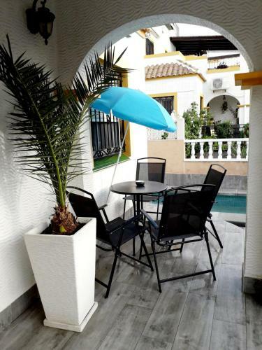 Villa With Private Pool And Rooftop Bar With Bbq