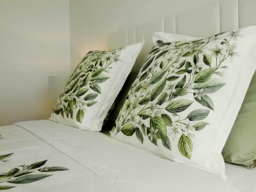 Acacia Golf Apartment @ Las Colinas Golf