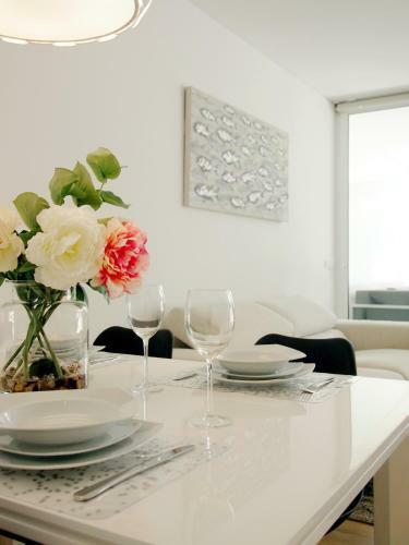 Acacia Golf Apartment @ Las Colinas Golf