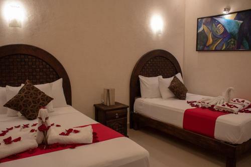 Hotel Cedro Rojo