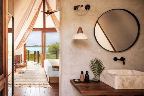 Hotel Habitas Bacalar