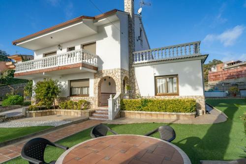 Homeholidaysrentals Arenal - Costa Barcelona
