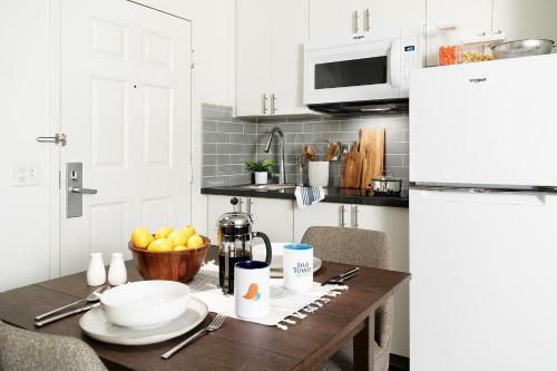 Hotel Intown Suites Extended Stay Mobile