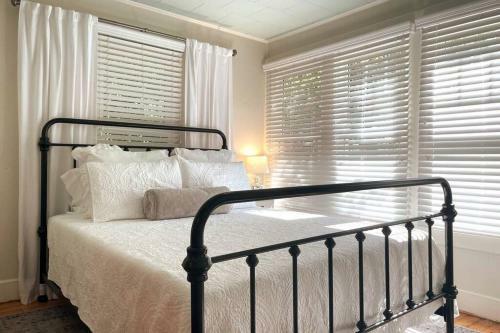 Hummingbird Home - The Studio