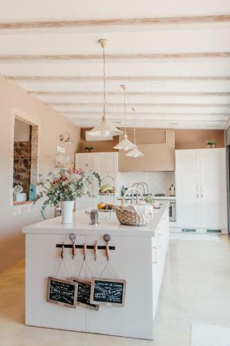 Mas Torroella Luxury Villa And Spa