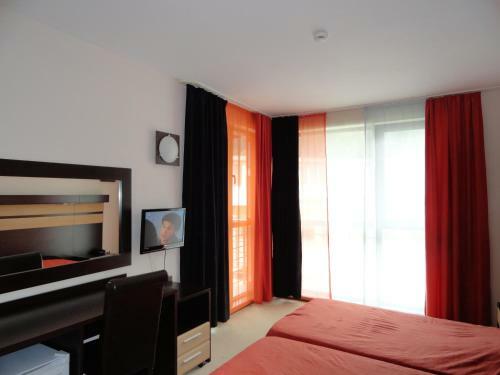 Hotel Byalo More