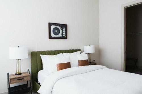 Apartamento Dwella At 79 Commerce Street