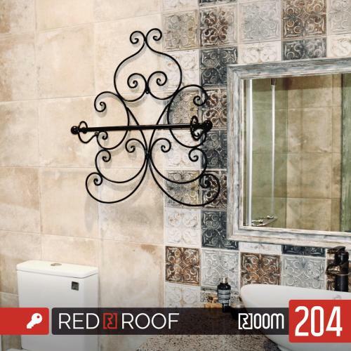 Hostal Redroof Country House Hotel
