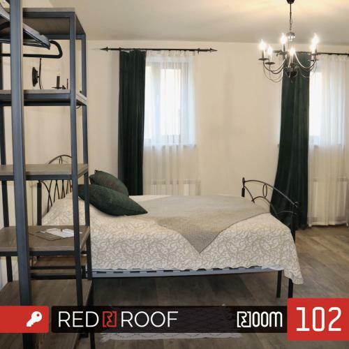 Hostal Redroof Country House Hotel