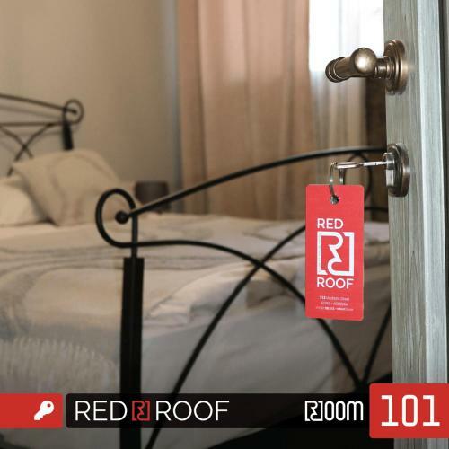 Hostal Redroof Country House Hotel